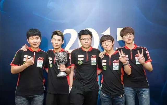 輕陣容出戰 輕陣容出戰