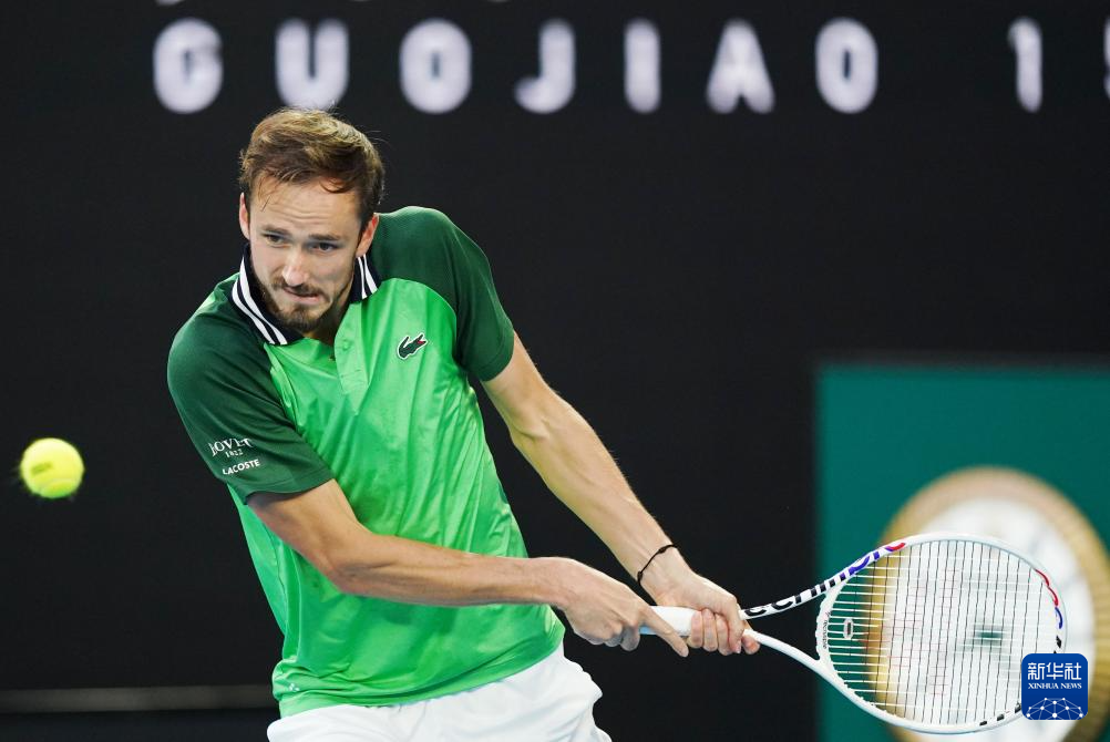 重制当然诱 重制当然诱